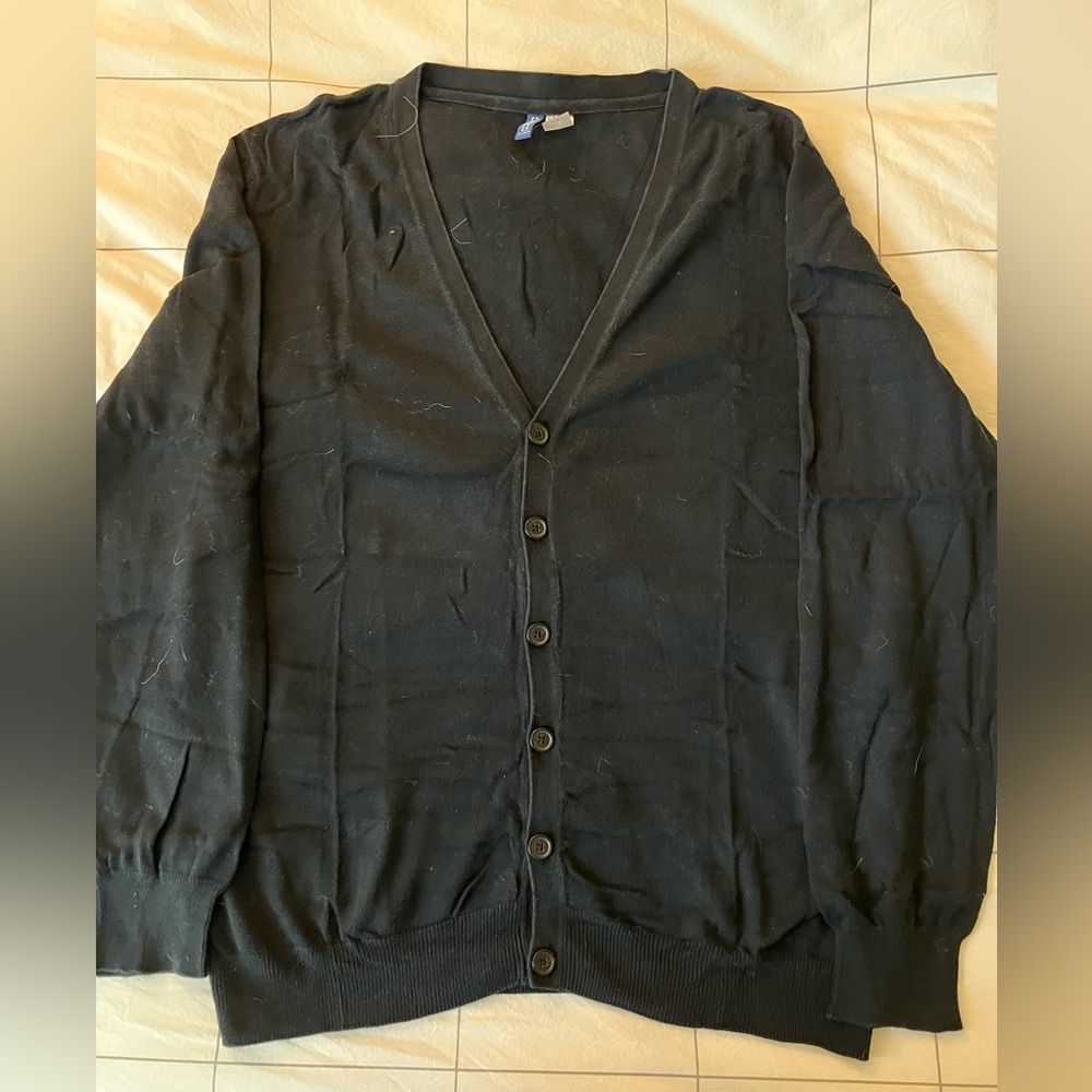 H&M Cardigan Sweater (Size: L; Color: Black)